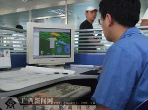 网络媒体龙江行 采访团到齐齐哈尔第一机床厂参观
